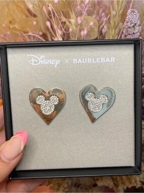 NEW IN BOX Disney x Baublebar gold heart Mickey Mouse rhinestone earrings